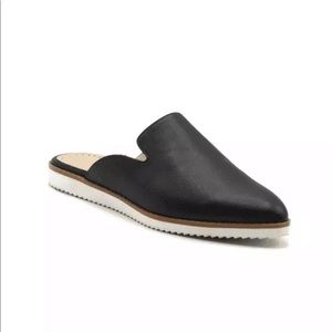 Adrienne Vittadini Lou Flat Mules Black 7.5M NEW